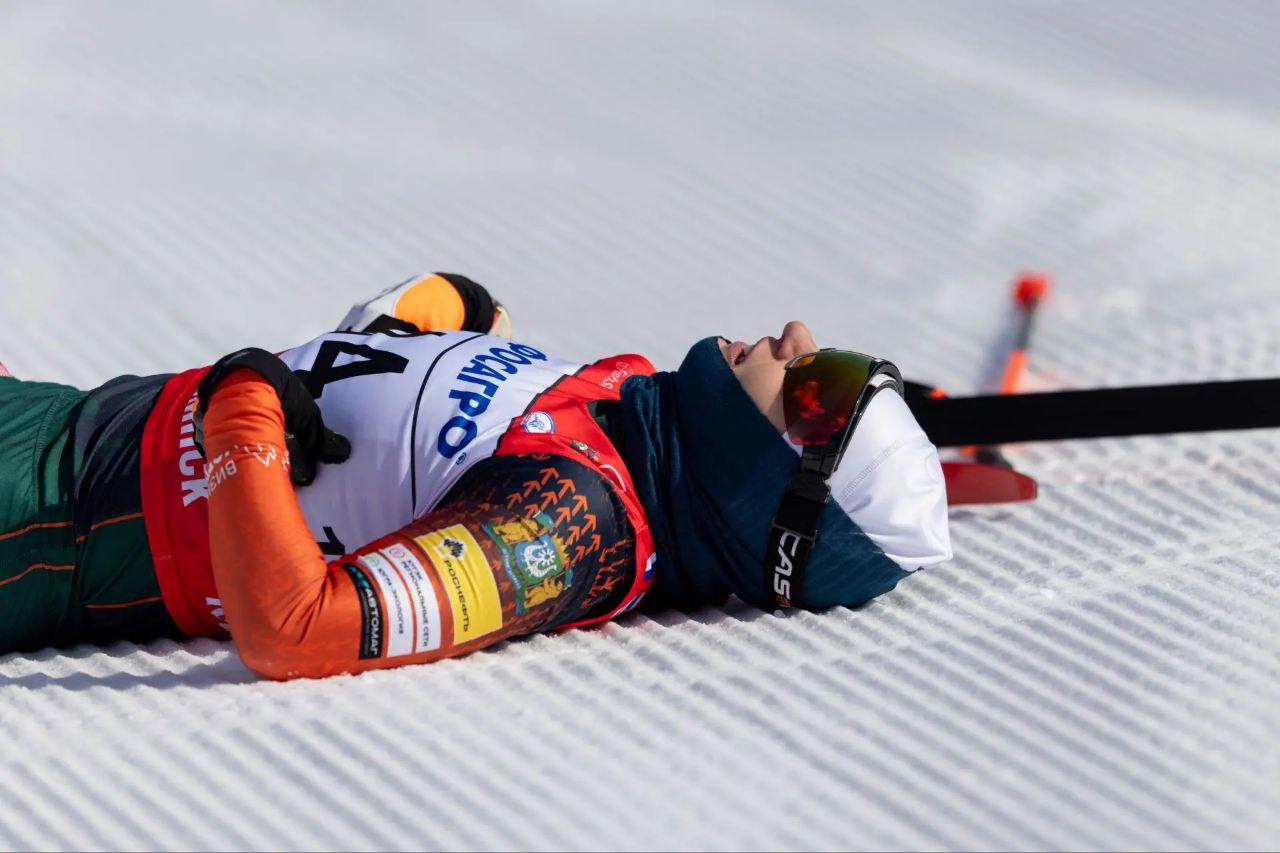 Евгения Крупицкая и Александр Большунов – победители первого дня чемпионата России по лыжным гонкам на Сахалине Евгения Крупицкая и Александр Большунов – победители первого дня чемпионата России по лыжным гонкам на Сахалине