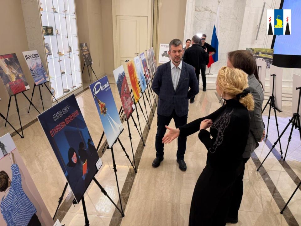 В Совете Федерации открылась выставка современного плакатного искусства «Время смыслов»