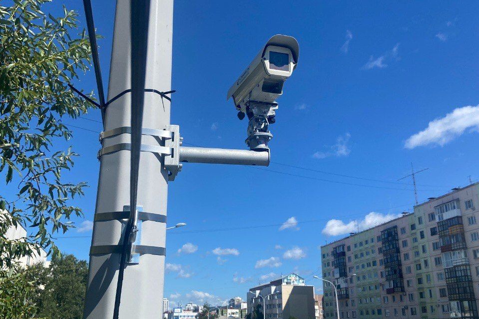 На трех перекрестках в Южно-Сахалинске снизилась аварийность после установки дорожных камер