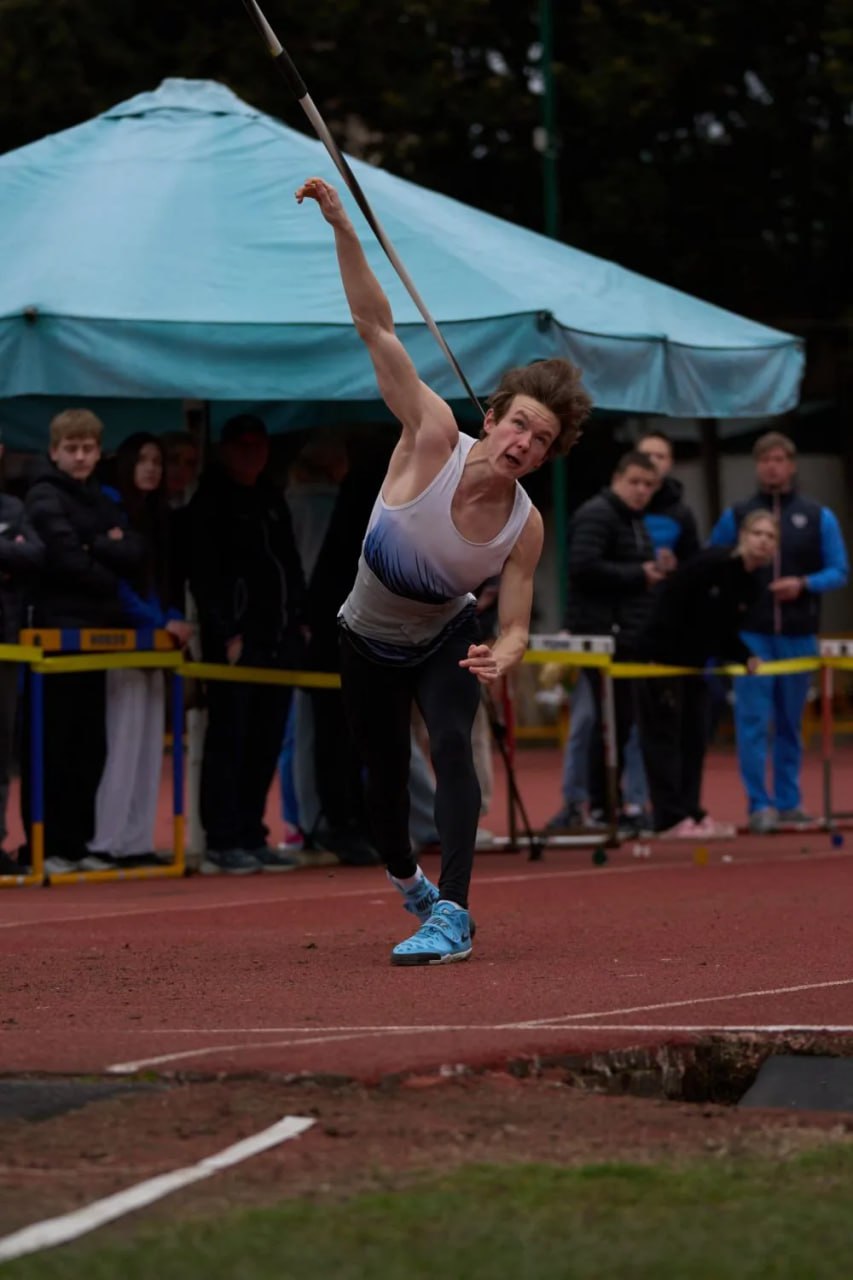 Артур Кохан победил на всероссийских соревнованиях по легкой атлетике Артур Кохан победил на всероссийских соревнованиях по легкой атлетике