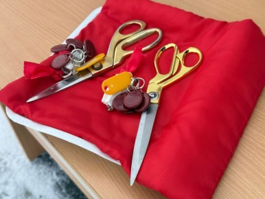 В Макаровском районе 33 семьи получили ключи от новых квартир благодаря национальному проекту «Инфраструктура для жизни»