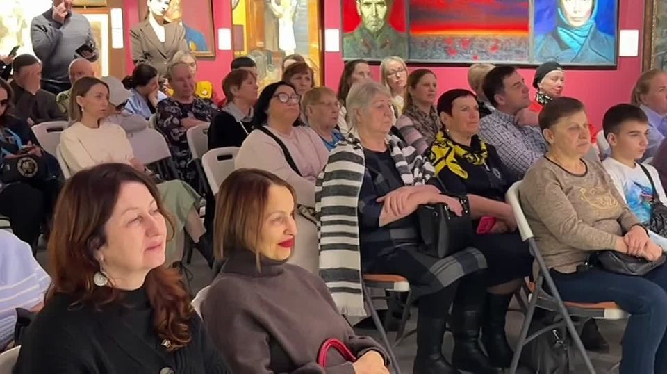 ����� ���������� ������ ������ � ����-���������� � ������ ������� ������� �����