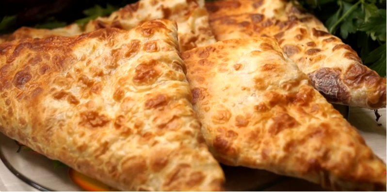 Легкие пирожки из лаваша: быстро и вкусно за 15 минут
