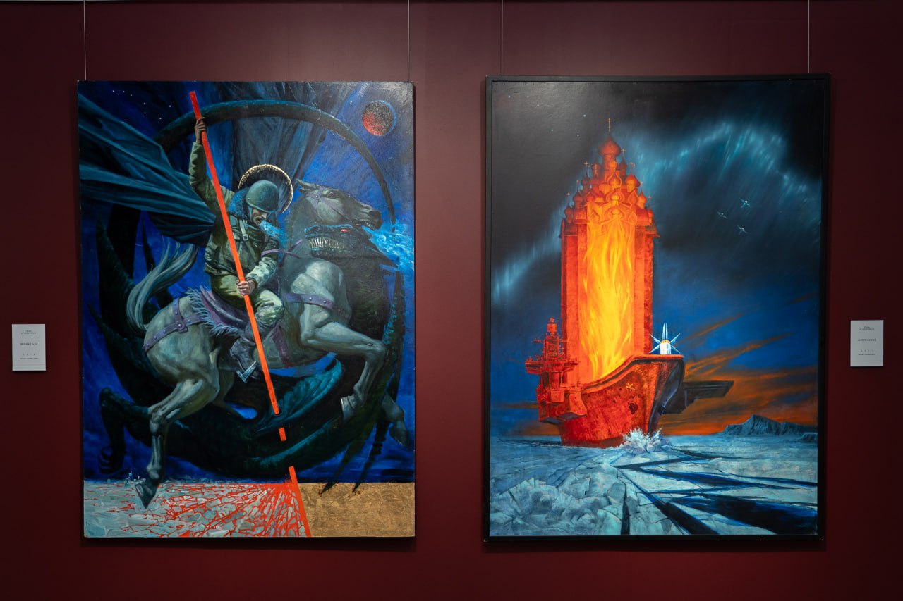 В сахалинском художественном музее открыли выставку «Под стягом Отечества. В едином строю» В сахалинском художественном музее открыли выставку «Под стягом Отечества. В едином строю»