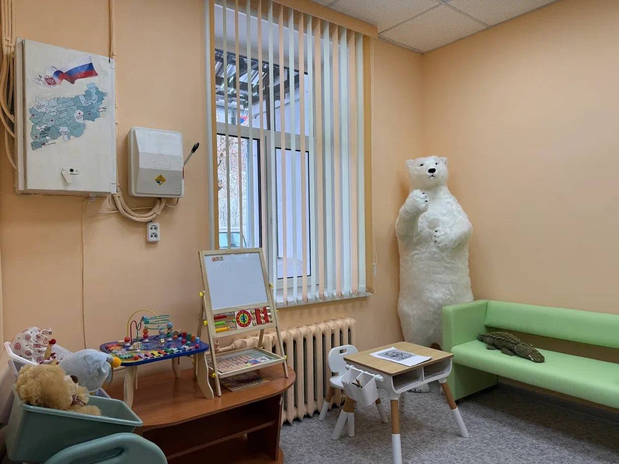 По народной программе Единой России строятся новые школы, идет реконструкция объектов инфраструктуры и продолжается социальная газификация По народной программе Единой России строятся новые школы, идет реконструкция объектов инфраструктуры и продолжается социальная газификация