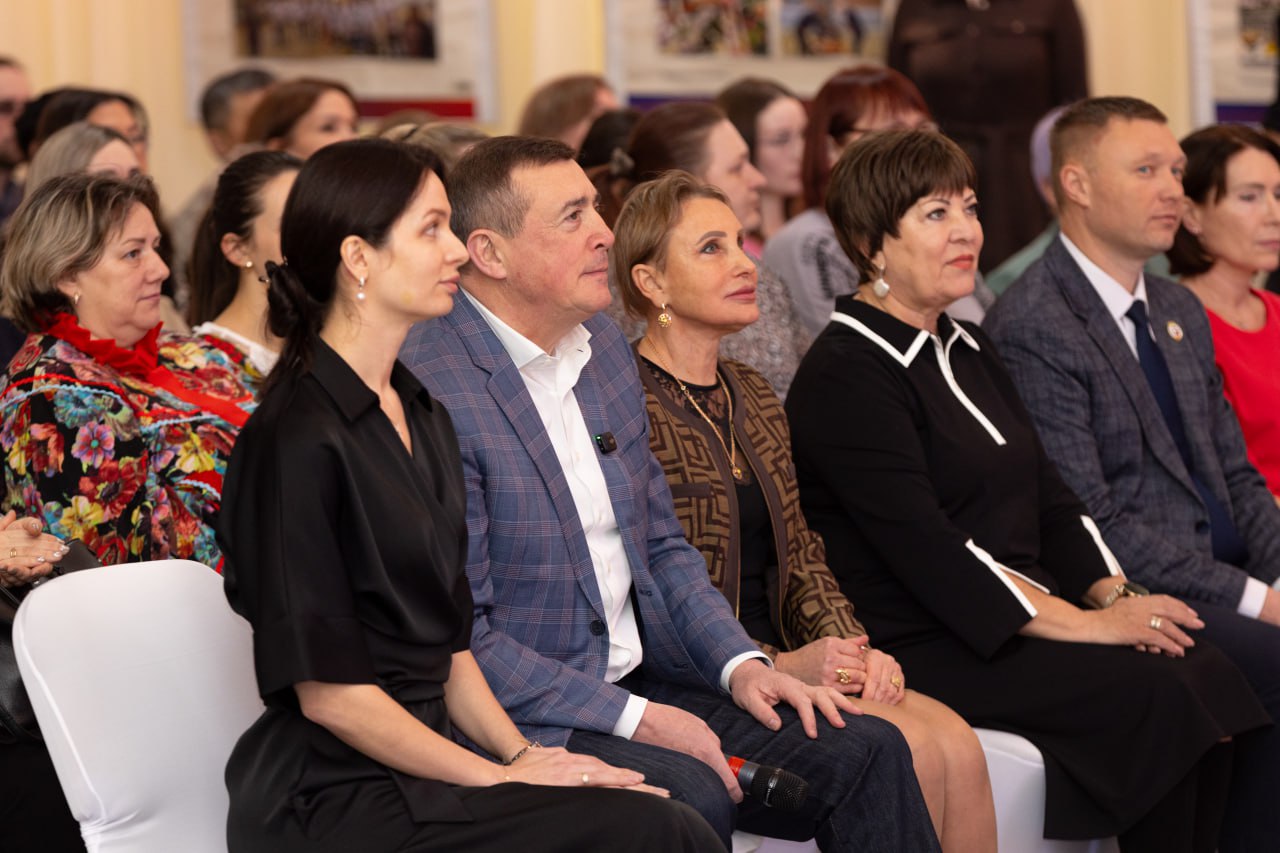 "Искусница профсоюза": сахалинские медики отметили 8 Марта кулинарным конкурсом "Искусница профсоюза": сахалинские медики отметили 8 Марта кулинарным конкурсом