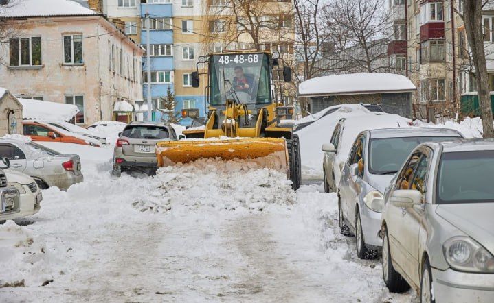180 единиц техники боролись с последствиями циклона прошлой ночью