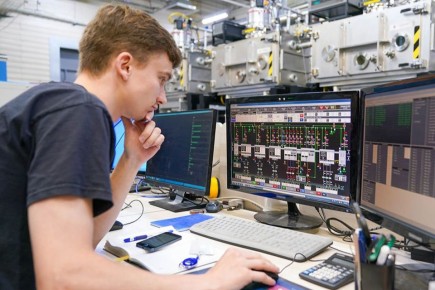 1 �� �������� ������� 500 ������ ������������ � ������� ��