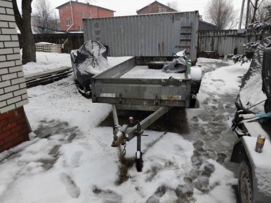 Полицией Корсакова раскрыта кража автомобильного прицепа