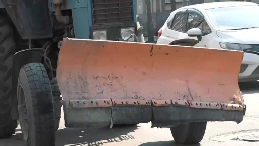 С приходом весны в Южном продолжаются работы по ямочному ремонту