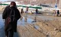Южносахалинцы жалуются на утопающую в грязи дорожку в районе "Уюна": какие меры принимают