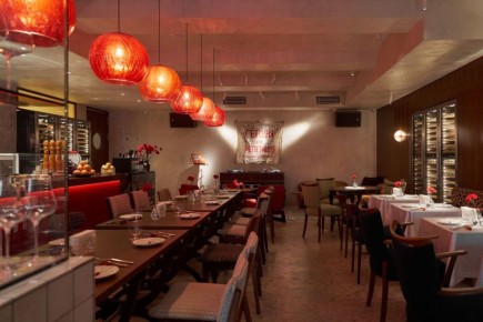 Творческий четверг в винном бистро «Дебют»: ужин с изюминкой