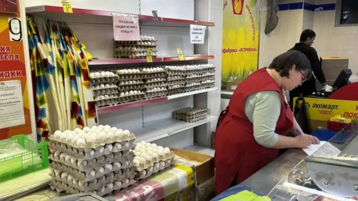 «Началось…» - так вздыхают продавцы яиц на Сахалине уже с утра
