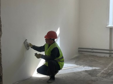 Капремонт начался в одном из старейших медицинских корпусов Южно-Сахалинска