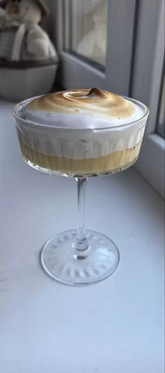 Лимонный курд с безе: цитрусовый десерт, который взорвет ваши вкусовые рецепторы