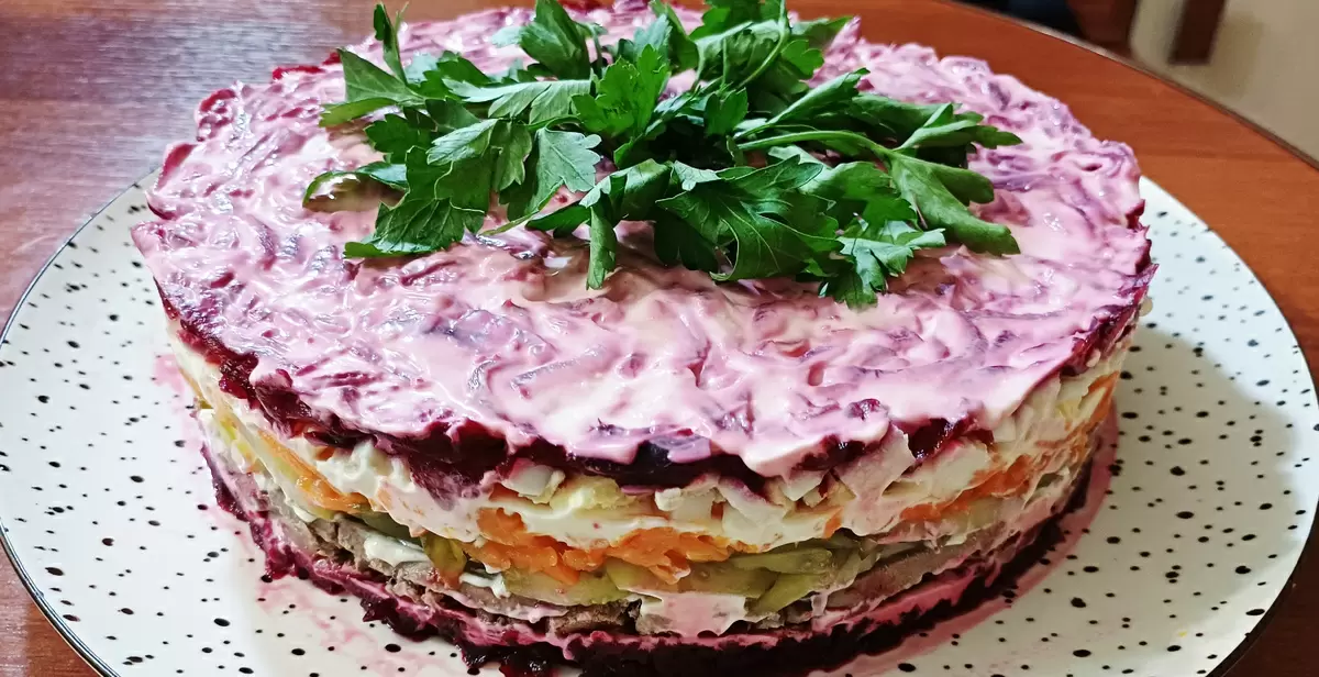 Необычный салат с куриной печенью: реальный гастрономический шедевр для вашего стола