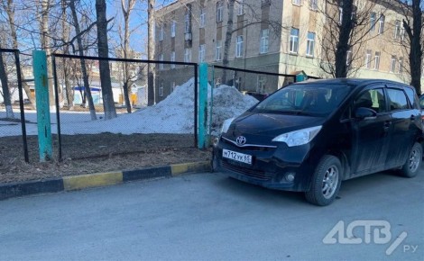 ����������� ���������� � Toyota Ractis � ������� � ����� ��� � ����-����������