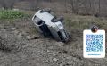 Неисправный кроссовер вылетел с дороги и опрокинулся в Углегорском районе