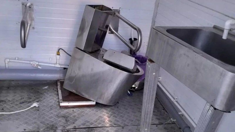 Зачинщица разгрома общественного туалета в Холмске получила реальный срок