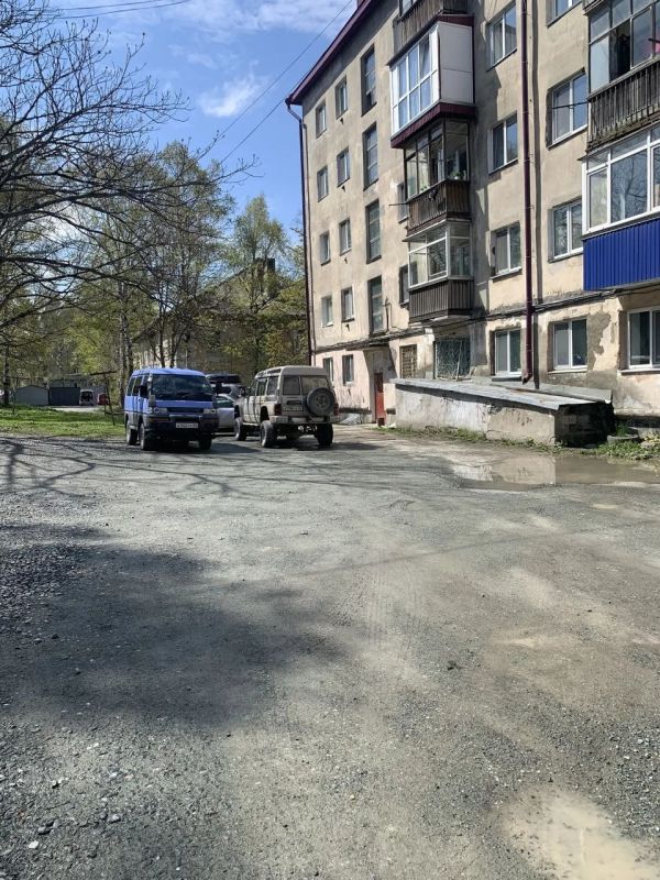 Водитель, сбивший ребёнка возле дома в Южно-Сахалинске, задержан Водитель, сбивший ребёнка возле дома в Южно-Сахалинске, задержан