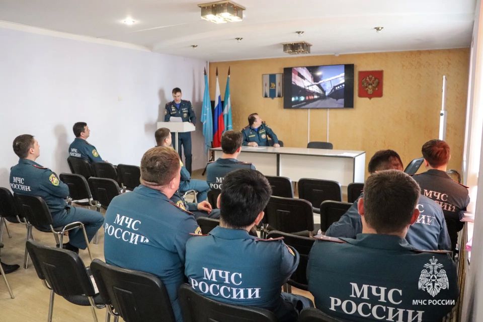 Разбор крупнейших пожаров и деловая игра: в Южно-Сахалинске прошла школа оперативного мастерства Разбор крупнейших пожаров и деловая игра: в Южно-Сахалинске прошла школа оперативного мастерства