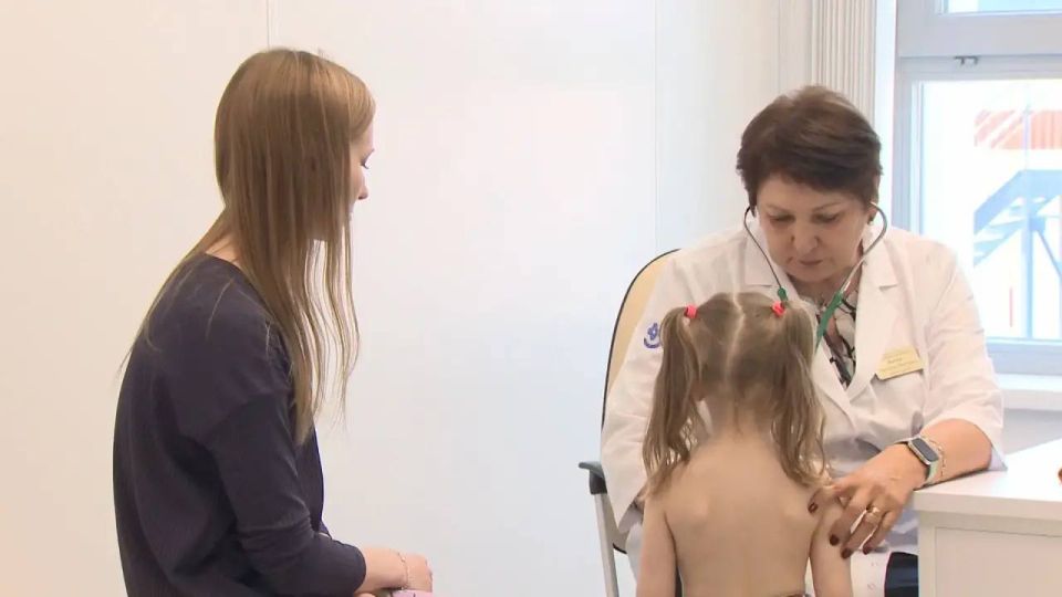 Новая поликлиника в Дальнем открыла свои двери для юных пациентов Новая поликлиника в Дальнем открыла свои двери для юных пациентов