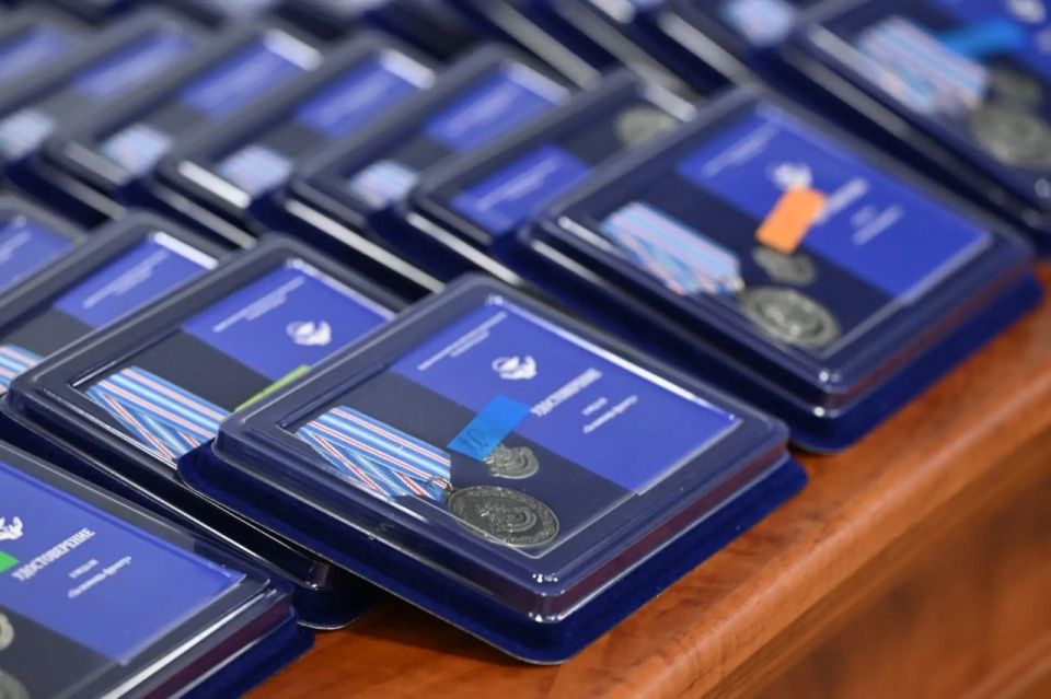 Медицинские работники Сахалинской области награждены медалями «За помощь фронту»
