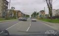 Лихач на Subaru решил проскочить "по-быстрому" и чуть не устроил ДТП в Луговом