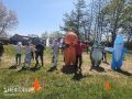 Футбол с метелками и мячом на траве прошел в детском лагере школы № 4 Охи