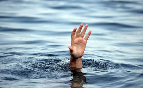 В море около Поронайска утонул мужчина