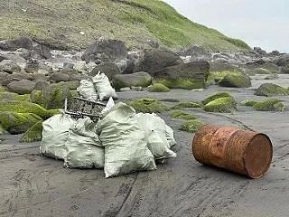 Члены участковых избирательных комиссий Южных Курил в акции «Вода России» Члены участковых избирательных комиссий Южных Курил в акции «Вода России»
