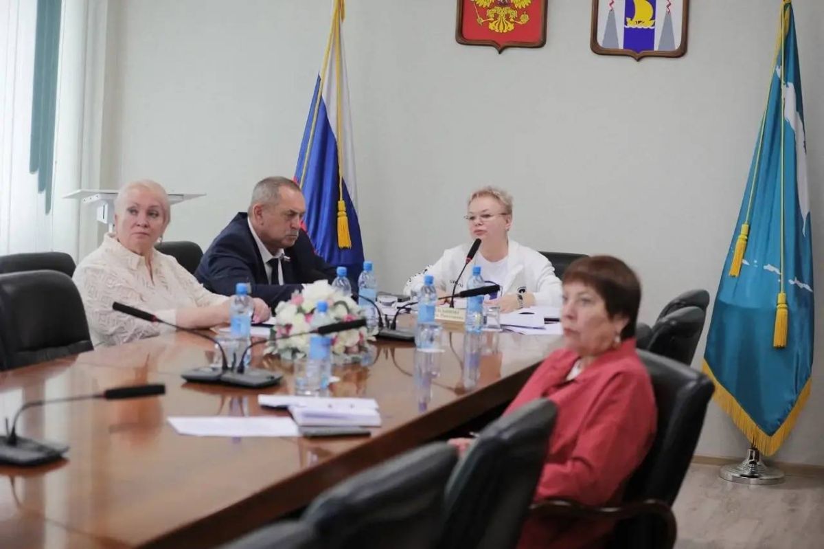 Председатель Сахалинской областной Думы Елена Касьянова вместе с коллегами приняла участие в работе общего собрания Парламентской Ассоциации «Дальний Восток и Забайкалье» Председатель Сахалинской областной Думы Елена Касьянова вместе с коллегами приняла участие в работе общего собрания Парламентской Ассоциации «Дальний Восток и Забайкалье»
