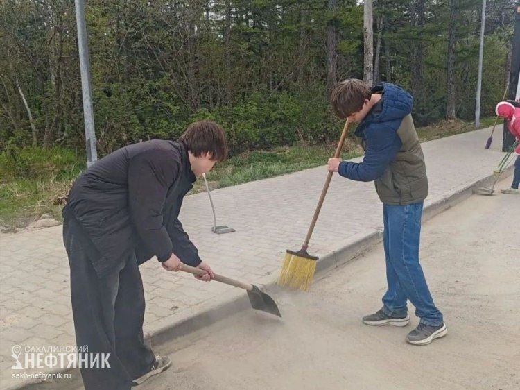 От каникул к труду: как подростки Охи зарабатывают свои первые деньги