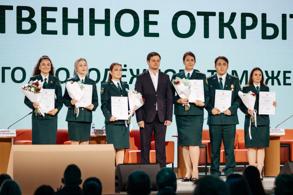Первый Всероссийский молодежный таможенный форум – открыт! Первый Всероссийский молодежный таможенный форум – открыт!