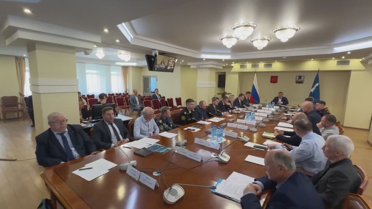 Валерий Лимаренко: Провел заседание Морского совета Сахалинской области