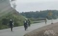 Подростки устроили опасные мотогонки на Холмском перевале