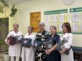 Десять «тревожных чемоданчиков» со всем необходимым для экстренных рожениц передали в перинатальный центр Южно-Сахалинска