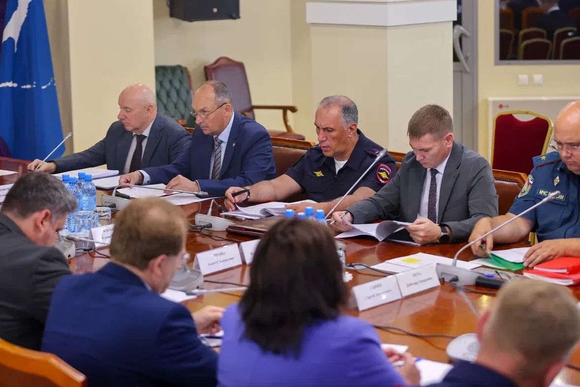 Начальник УМВД России по Сахалинской области принял участие в заседании антитеррористической комиссии при губернаторе Начальник УМВД России по Сахалинской области принял участие в заседании антитеррористической комиссии при губернаторе