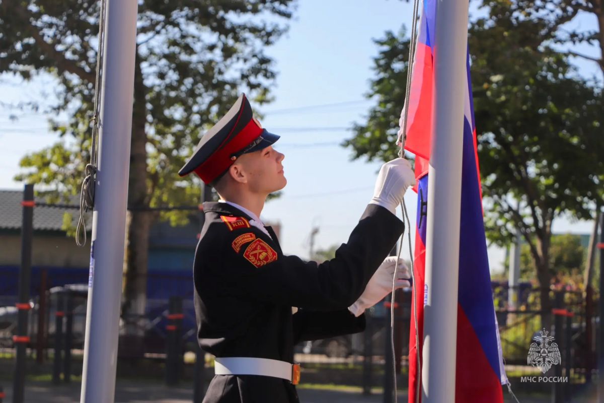 Торжественная линейка прошла в кадетской школе Южно-Сахалинска Торжественная линейка прошла в кадетской школе Южно-Сахалинска