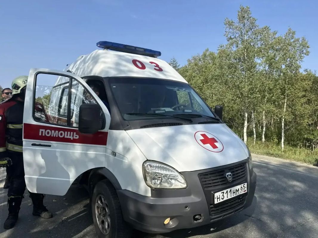Вертолет Ми-8, используемый Избирательной комиссией Сахалинской области для организации досрочного голосования на труднодоступных территориях, совершил жесткую посадку в Долинском районе Вертолет Ми-8, используемый Избирательной комиссией Сахалинской области для организации досрочного голосования на труднодоступных территориях, совершил жесткую посадку в Долинском районе