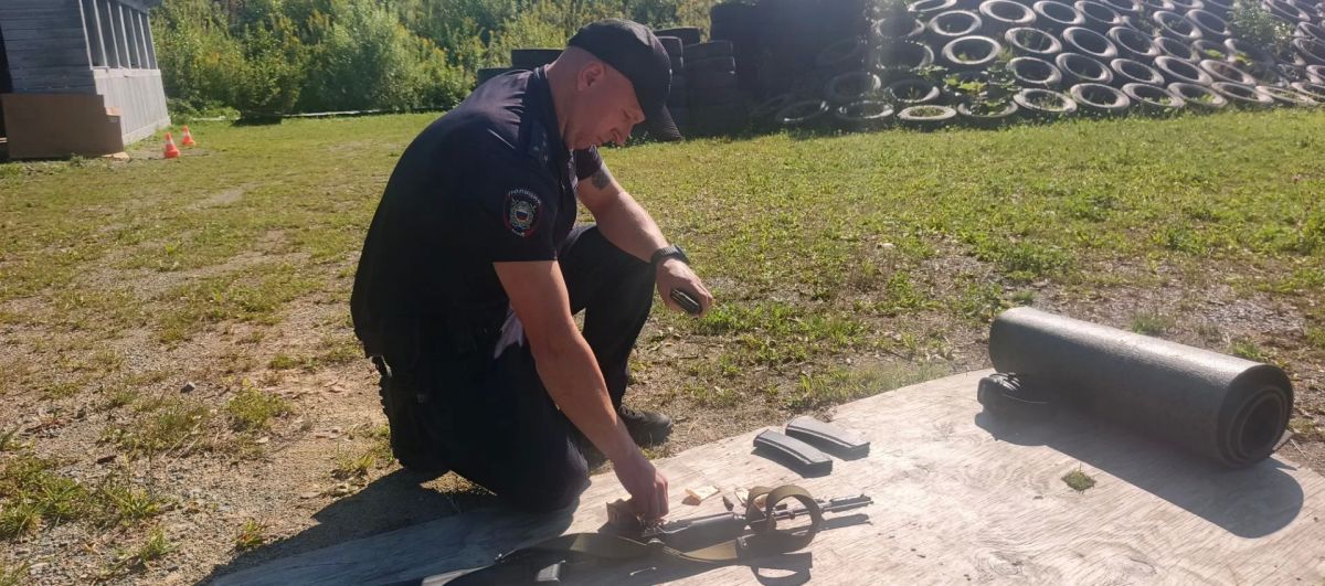 В Сахалинской полиции определили лучших стрелков В Сахалинской полиции определили лучших стрелков