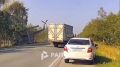 Вертолет Ми-8 с восемью людьми на борту жестко приземлился прямо на проезжую часть на Сахалине — пассажиры и члены экипажа отделались легкими травмами
