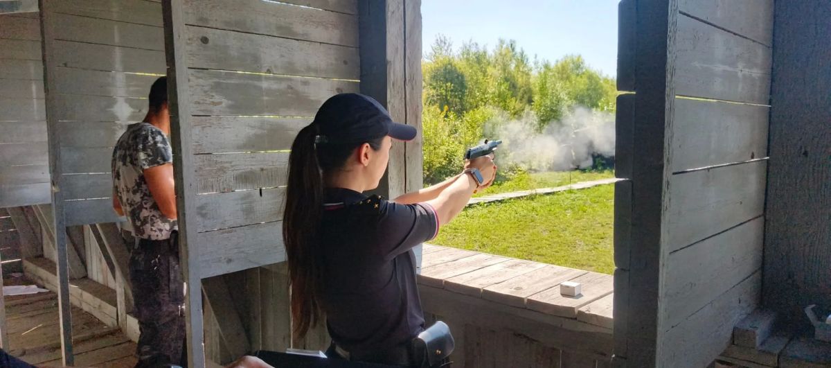 В Сахалинской полиции определили лучших стрелков В Сахалинской полиции определили лучших стрелков