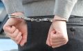 Колбы, весы и странные пакетики: полицейские нагрянули с обыском в одну из квартир в Южно-Сахалинске