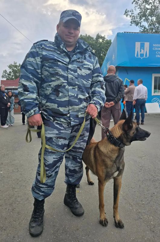 Сотрудники сахалинской полиции обеспечили охрану общественного порядка в дни памятных мероприятий Сотрудники сахалинской полиции обеспечили охрану общественного порядка в дни памятных мероприятий