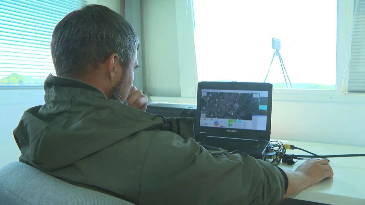 Дроны самолетного типа помогают региональному агентству лесного и охотничьего хозяйства вести противопожарный мониторинг лесов Дроны самолетного типа помогают региональному агентству лесного и охотничьего хозяйства вести противопожарный мониторинг лесов