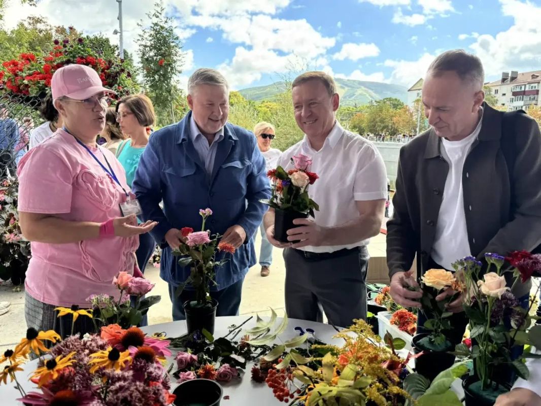 Сергей Надсадин: Празднование Дня города стартовало на набережной реки Рогатка Сергей Надсадин: Празднование Дня города стартовало на набережной реки Рогатка
