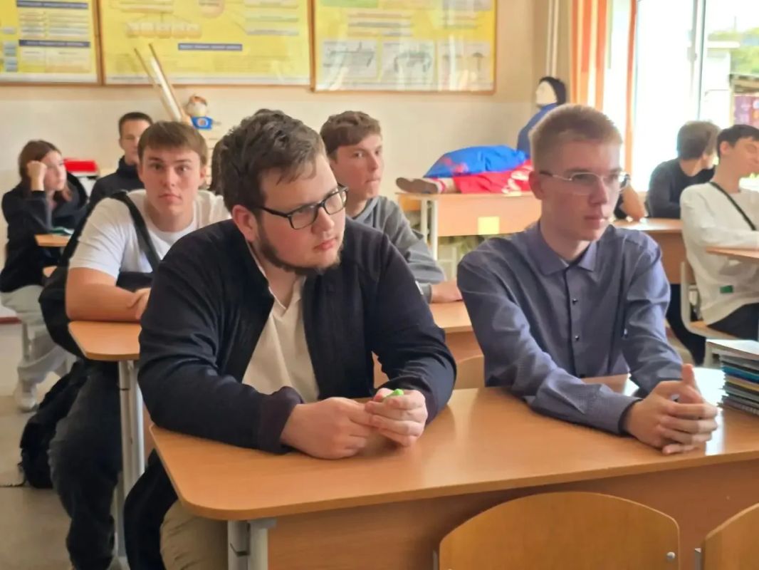 САХАЛИНСКАЯ ПОЛИЦИЯ – ЗА ФИНАНСОВУЮ БЕЗОПАСНОСТЬ МОЛОДЁЖИ САХАЛИНСКАЯ ПОЛИЦИЯ – ЗА ФИНАНСОВУЮ БЕЗОПАСНОСТЬ МОЛОДЁЖИ