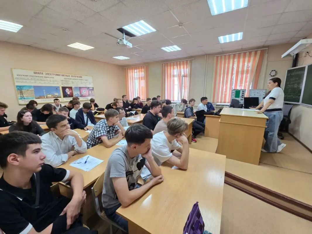 САХАЛИНСКАЯ ПОЛИЦИЯ – ЗА ФИНАНСОВУЮ БЕЗОПАСНОСТЬ МОЛОДЁЖИ САХАЛИНСКАЯ ПОЛИЦИЯ – ЗА ФИНАНСОВУЮ БЕЗОПАСНОСТЬ МОЛОДЁЖИ