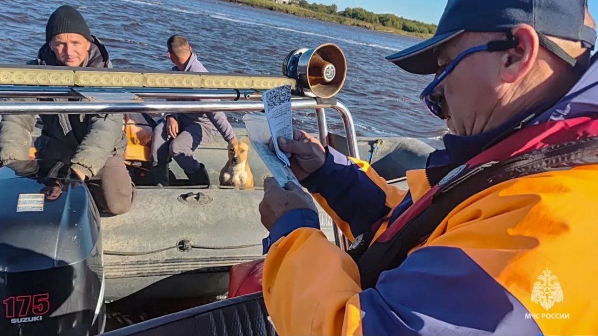 На водных объектах Сахалина продолжаются патрулирования инспекторами Центра ГИМС На водных объектах Сахалина продолжаются патрулирования инспекторами Центра ГИМС